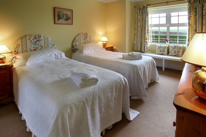 Twin Bedroom, Dovecot Cottage, Northumberland Twin Bedroom